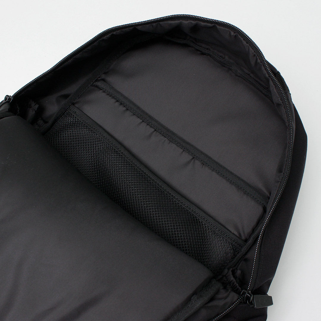 SML(エスエムエル) ヘルメット デイパック