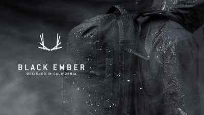 「雨の日に強い」都市生活に適応した革新的なバッグ『BLACK EMBER（ブラックエンバー）』