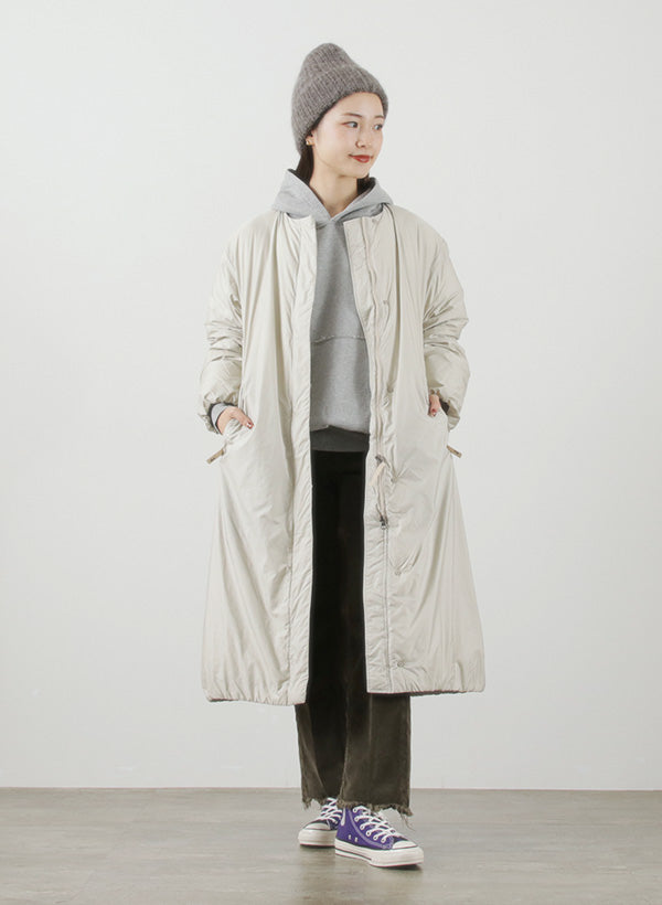 NANGA≪ナンガ≫レディースのおすすめコーデ】オーロラ ダウンハーフ