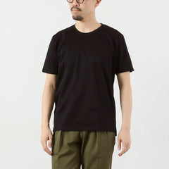 black / S