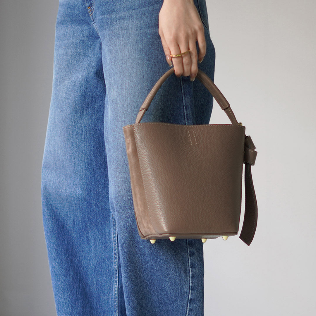 Aulentti バッグ AULENTTI（オウレンティ） ショルダーバッグ バッグ 「AULENTTI
