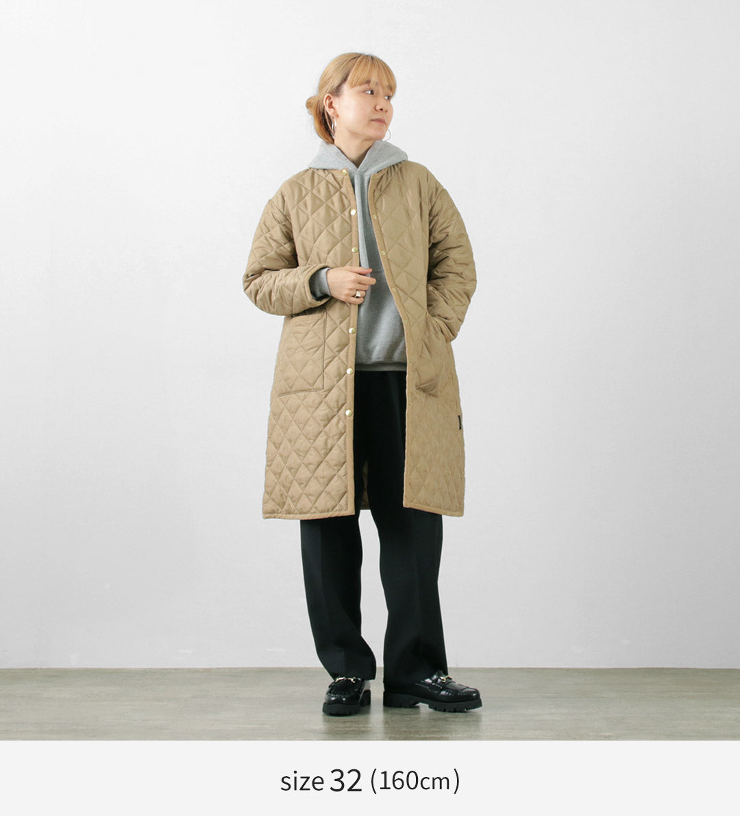 TRADITIONAL WEATHERWEAR（トラディショナル ウェザーウェア）アークリー Aライン ノーカラーキルティングコート