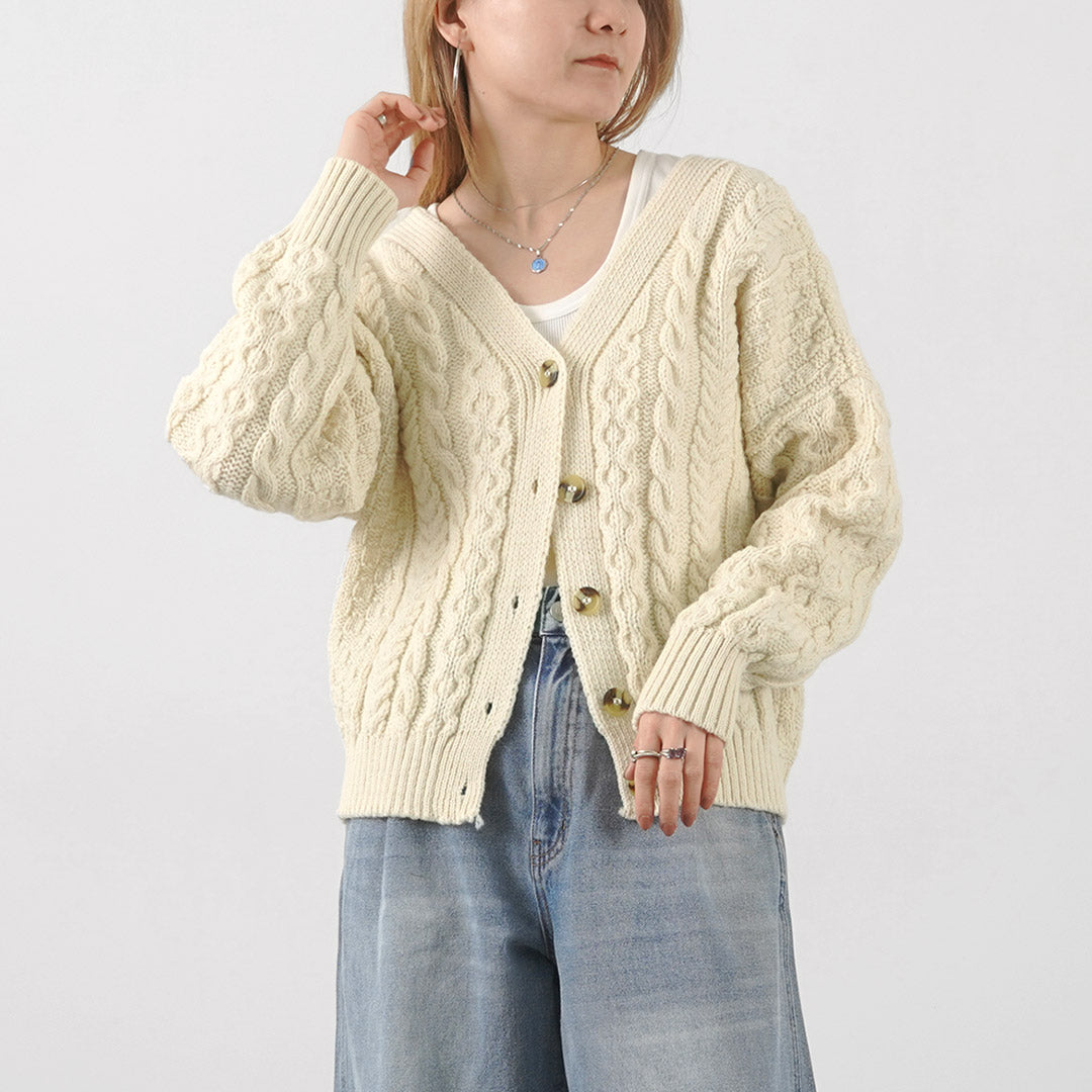 【30％OFF】KERRY WOOLLEN MILLS（ケリーウーレンミルズ） アランケーブル ツーウェイ ヴイ カーディガン ショート