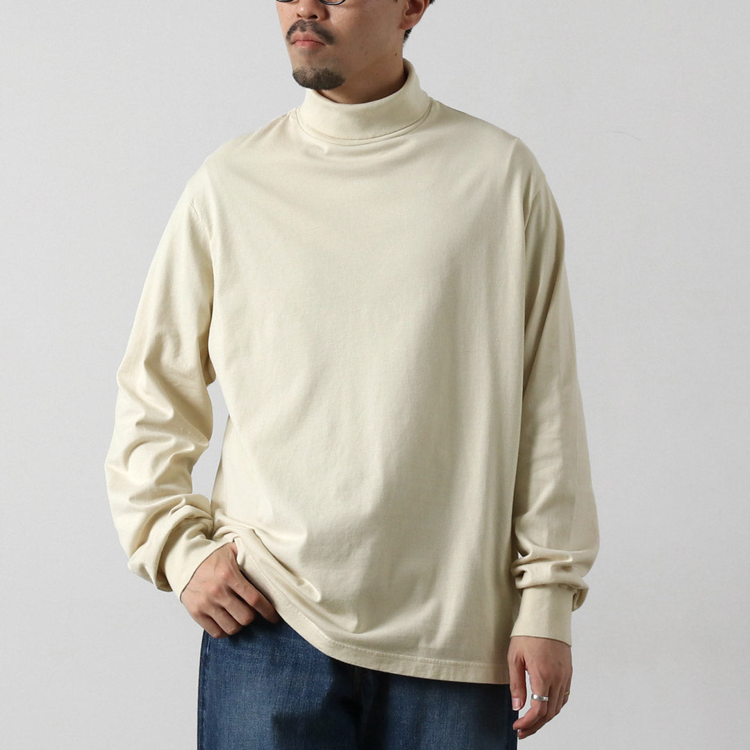 DECEMBER ロゴ入りタートルネックシャツ DECEMBER ロゴ入りタートルネックシャツ ロゴ刺繍タートルニット