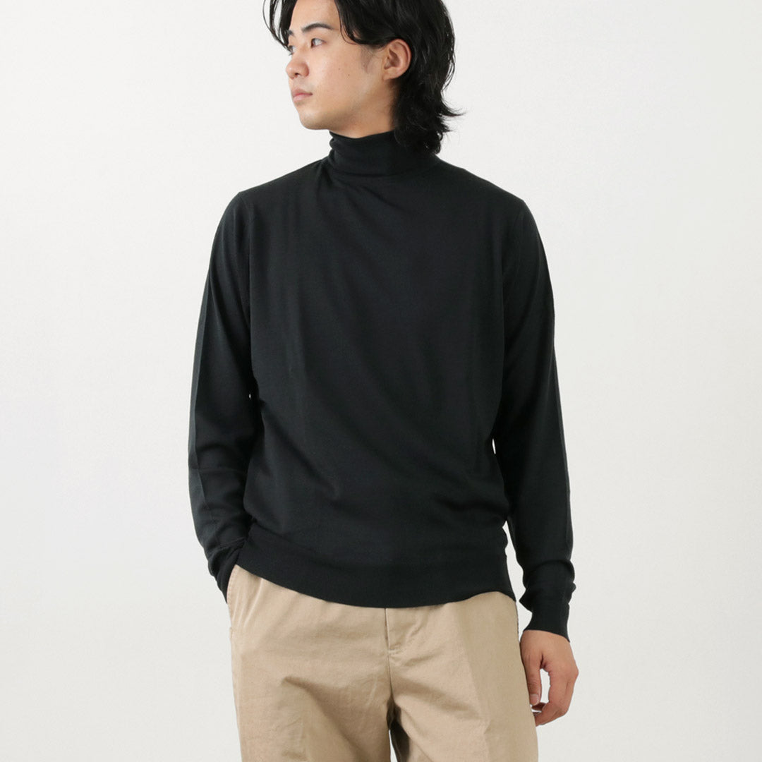 JOHN SMEDLEY（ジョンスメドレー） メリノウール 30ゲージ タートルネック ニット MODERN FIT