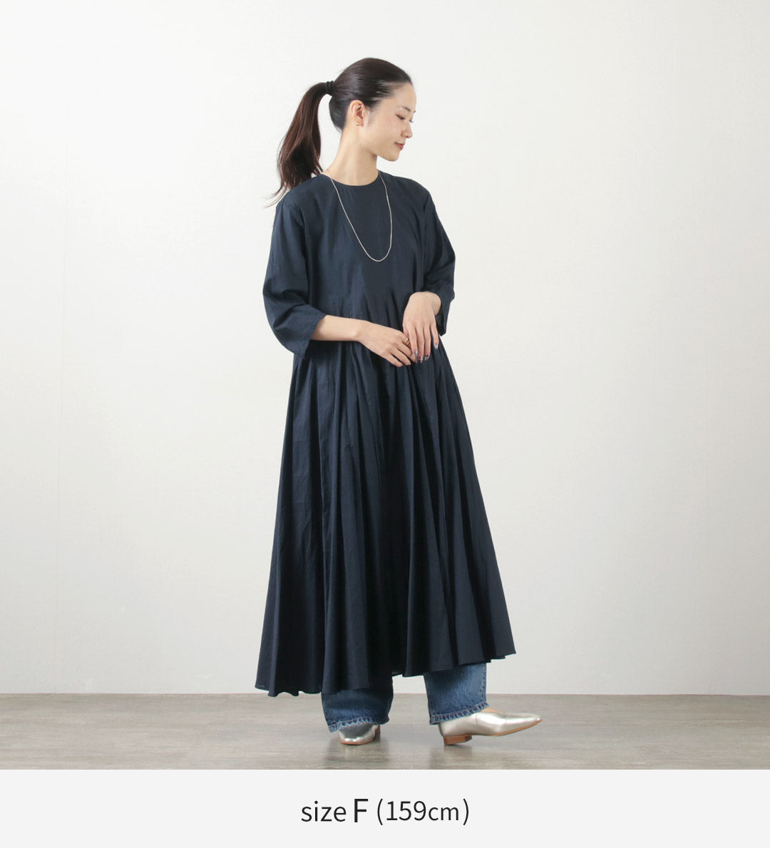 mizuiro ind（ミズイロインド） クルーネック ボリューム フレア