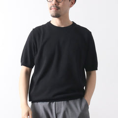 black / M