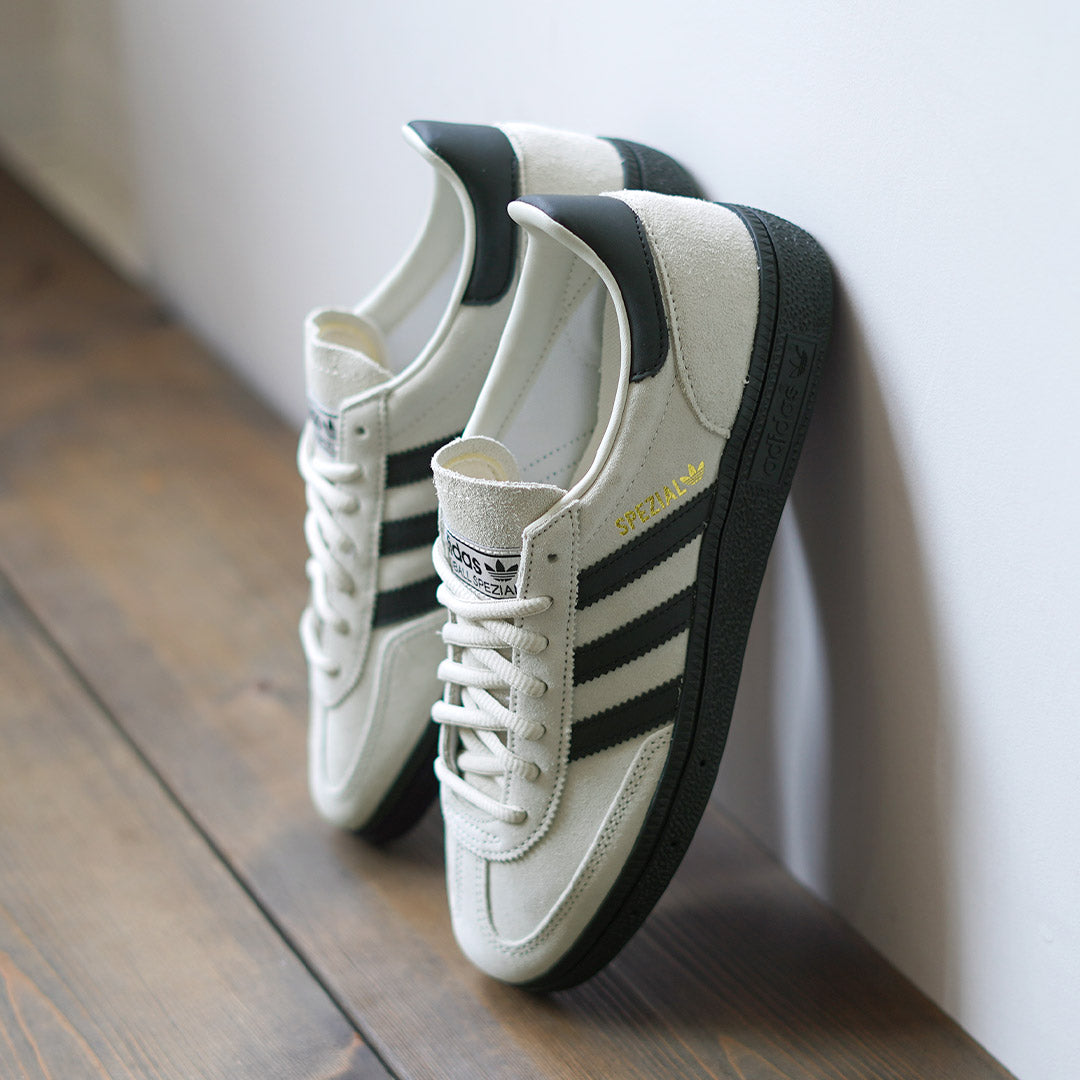 ADIDASORIGINALS（アディダスオリジナルス）