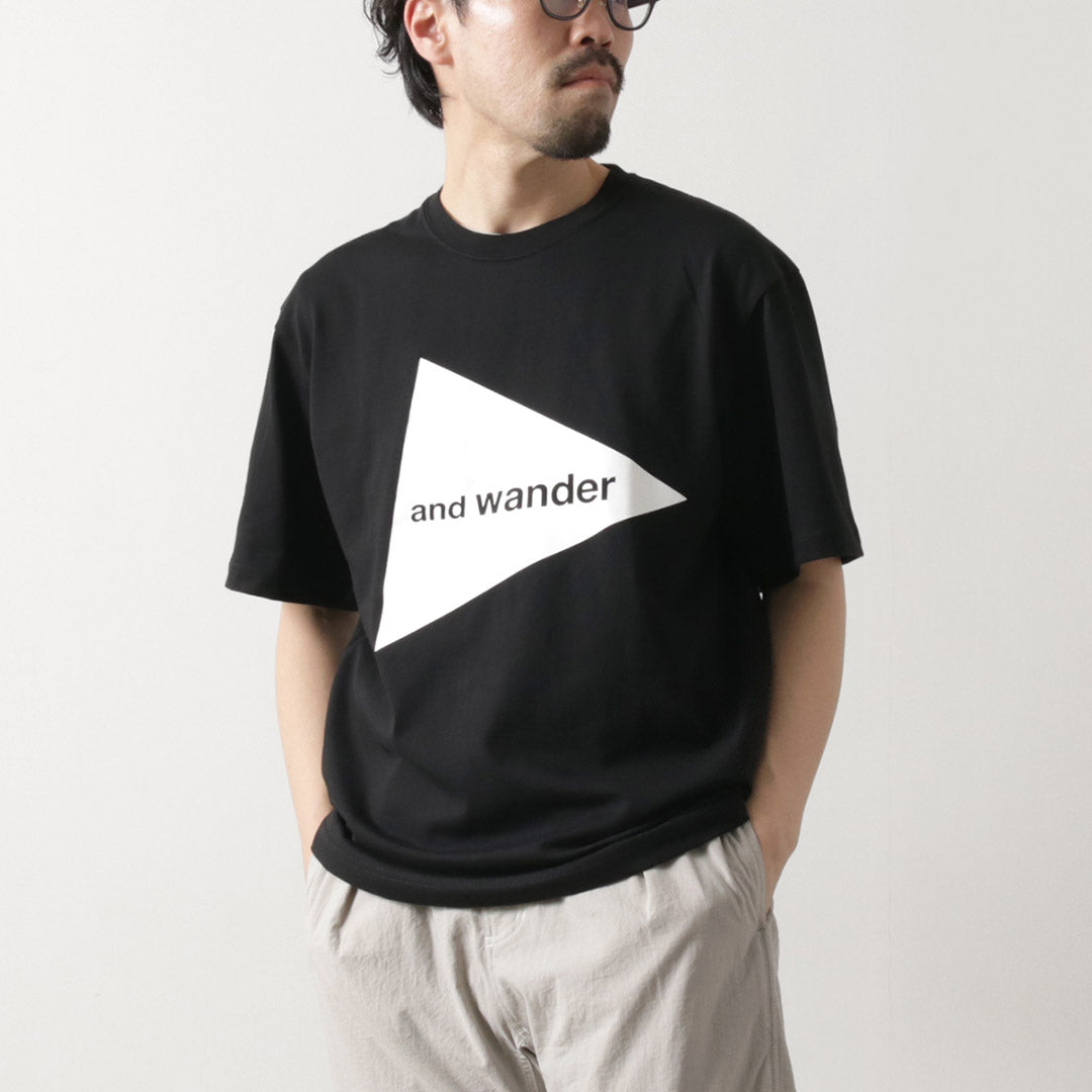 AND WANDER（アンドワンダー） ビッグ ロゴショートスリーブ TEE M T