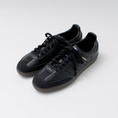 black / 26