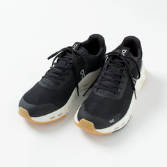 black / 7.5