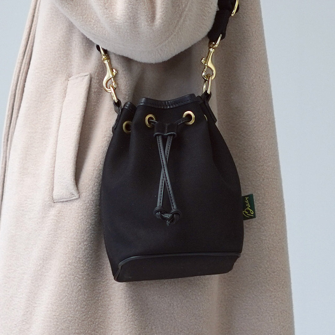 Brady ブラック 巾着型 ショルダーバッグ BRADY（ブレディ） #ELY エリー 巾着 ショルダーバッグ / コットン