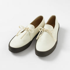 ivory / 22
