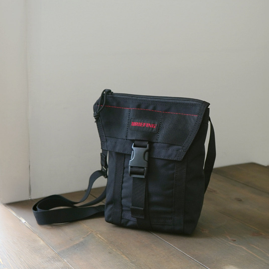 BRIEFING（ブリーフィング）