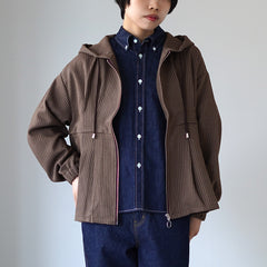 brown / S
