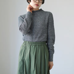 gray / F