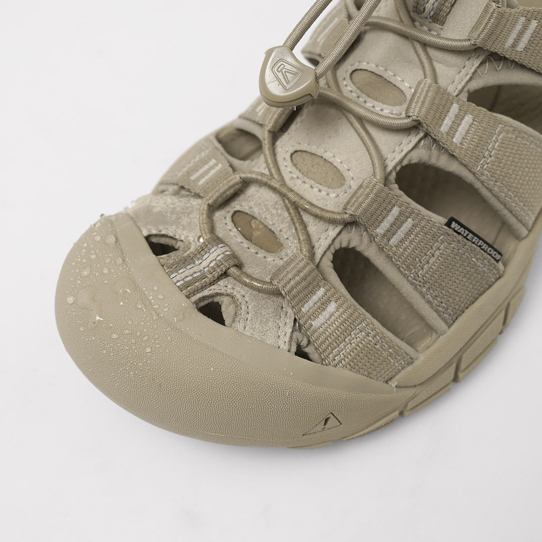 KEEN（キーン） ニューポート エイチツー サンダル H2