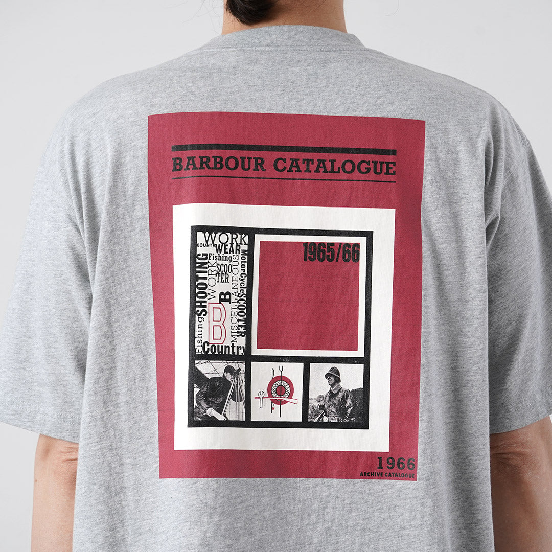 BARBOUR（バブアー） 1966グラフィック オーバーサイズ Tシャツ