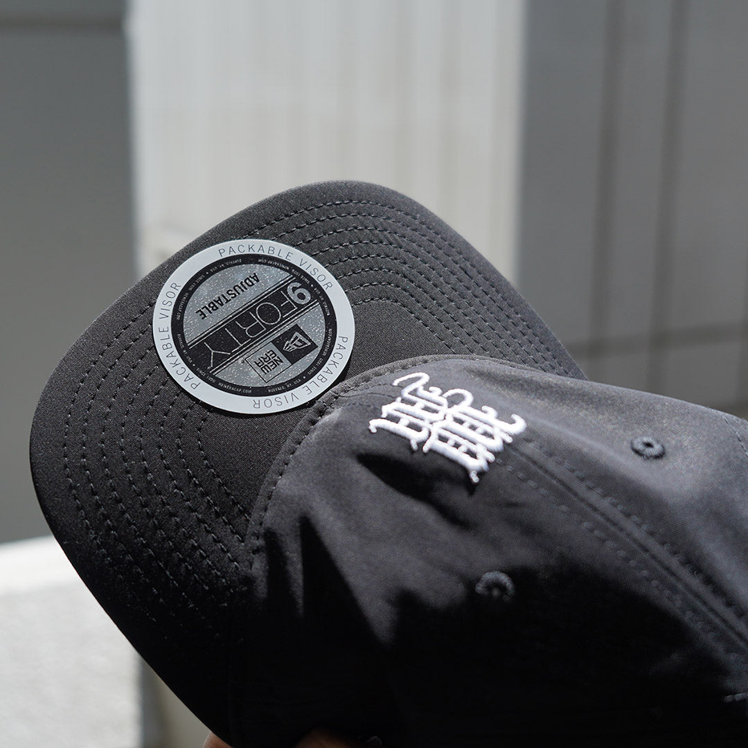 WHITE MOUNTAINEERING（ホワイトマウンテニアリング）ニューエラコラボ ナインフォーティーキャップ