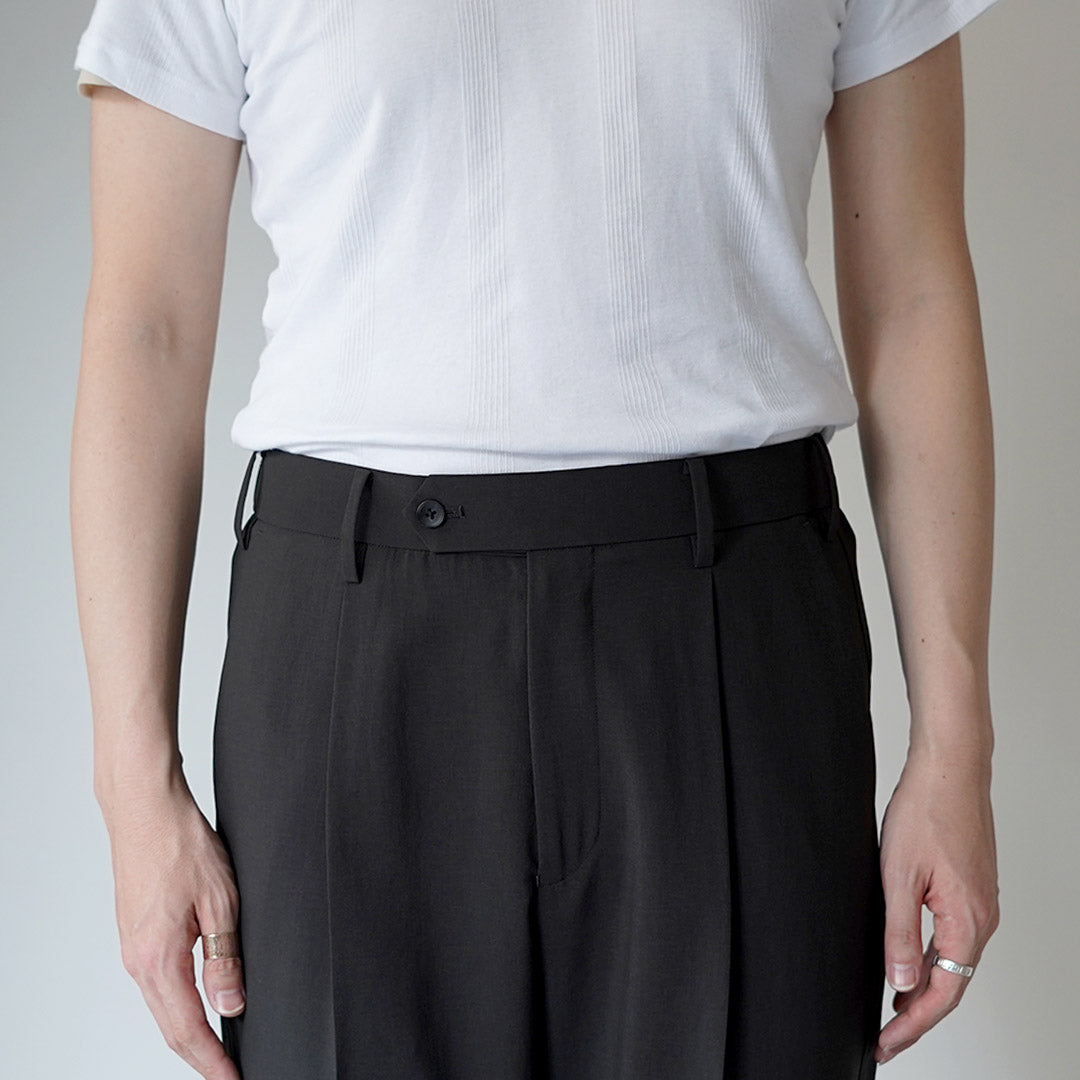 FANTASTICDAYS（ファンタスティックデイズ） 1ピージースラックス リネンライクポリエステル 日本製