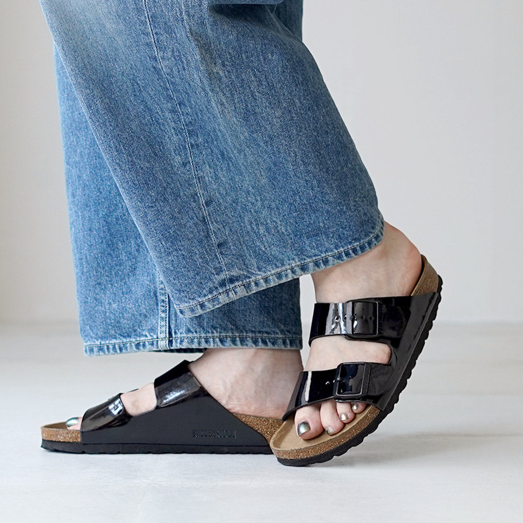 【新品未使用】ビルケンシュトックアリゾナ パテントレザー エナメル サンダル37 BIRKENSTOCK（ビルケンシュトック） アリゾナ ビルコフロー パテント