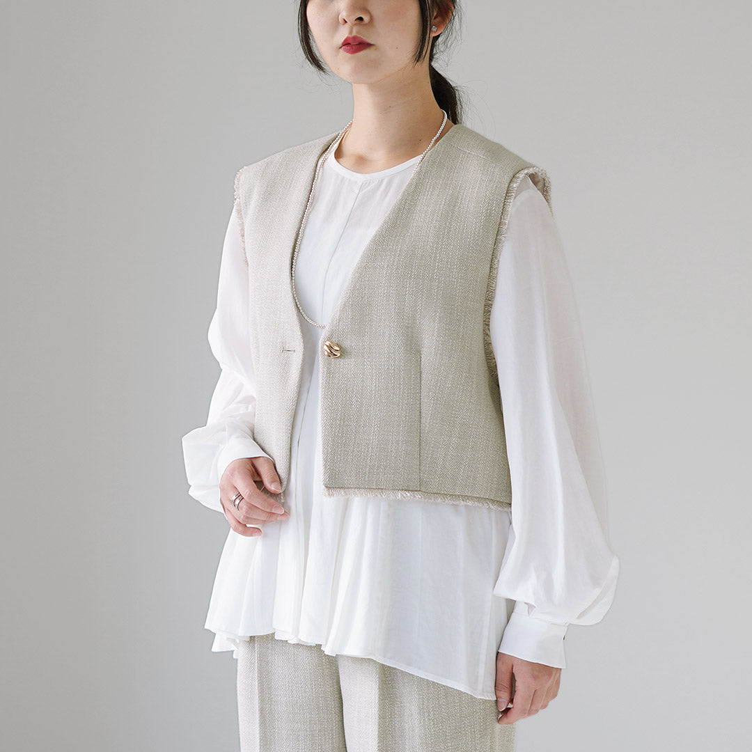 CHIGNON（シニヨン） 別注 ツイード ショートベスト / レディース 前