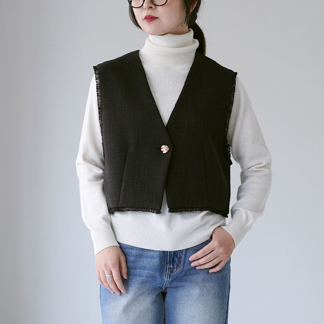 CHIGNON（シニヨン） 別注 ツイード ショートベスト / レディース 前