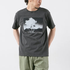 p-black / M