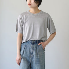 gray / F