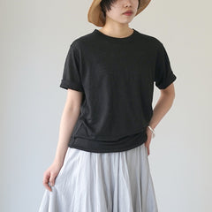 black / F