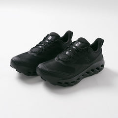 black / 7.5