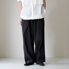 black / M