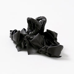 black / F