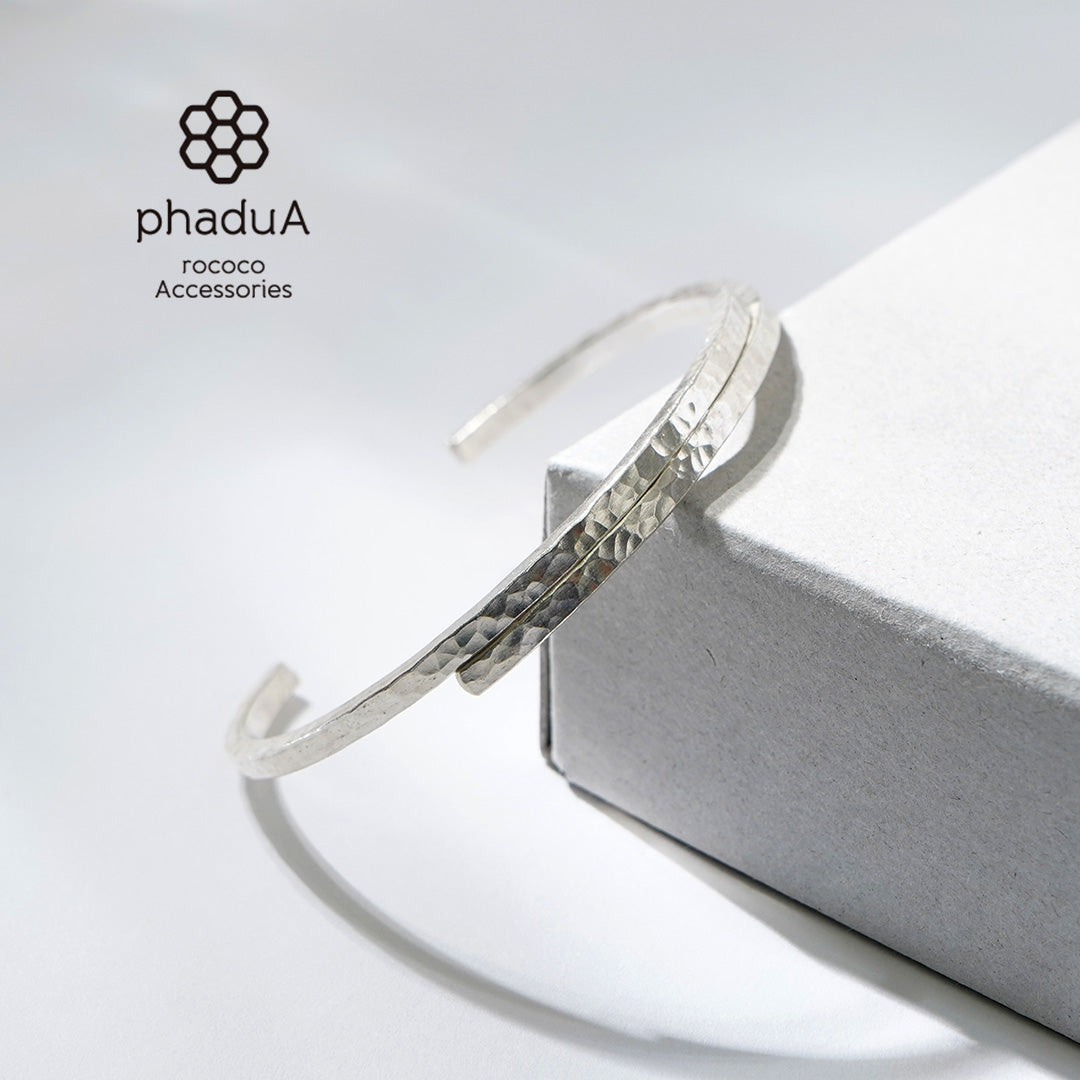 phaduA（パ・ドゥア） カレンシルバーバングル トゥーオーバーラップ ハンマードアイズ 鎚目（つちめ）