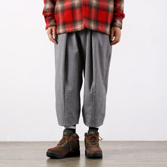 gray / M