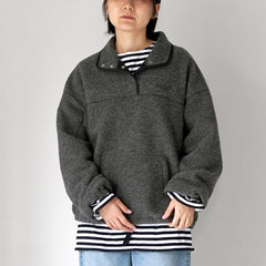 gray / F