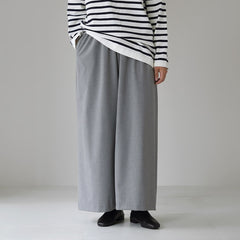 gray / F