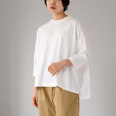white / F