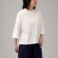 white / F