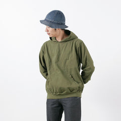 olive / M