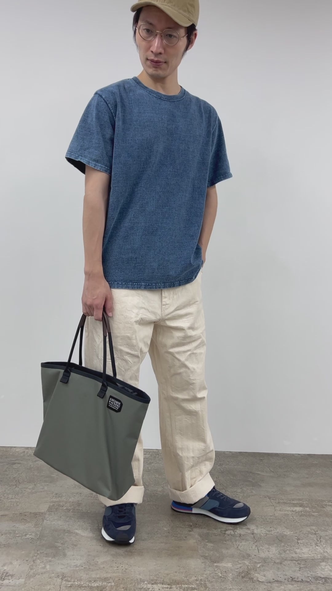 【新品】FREDRIK PACKERS エッセンシャルトート（S）